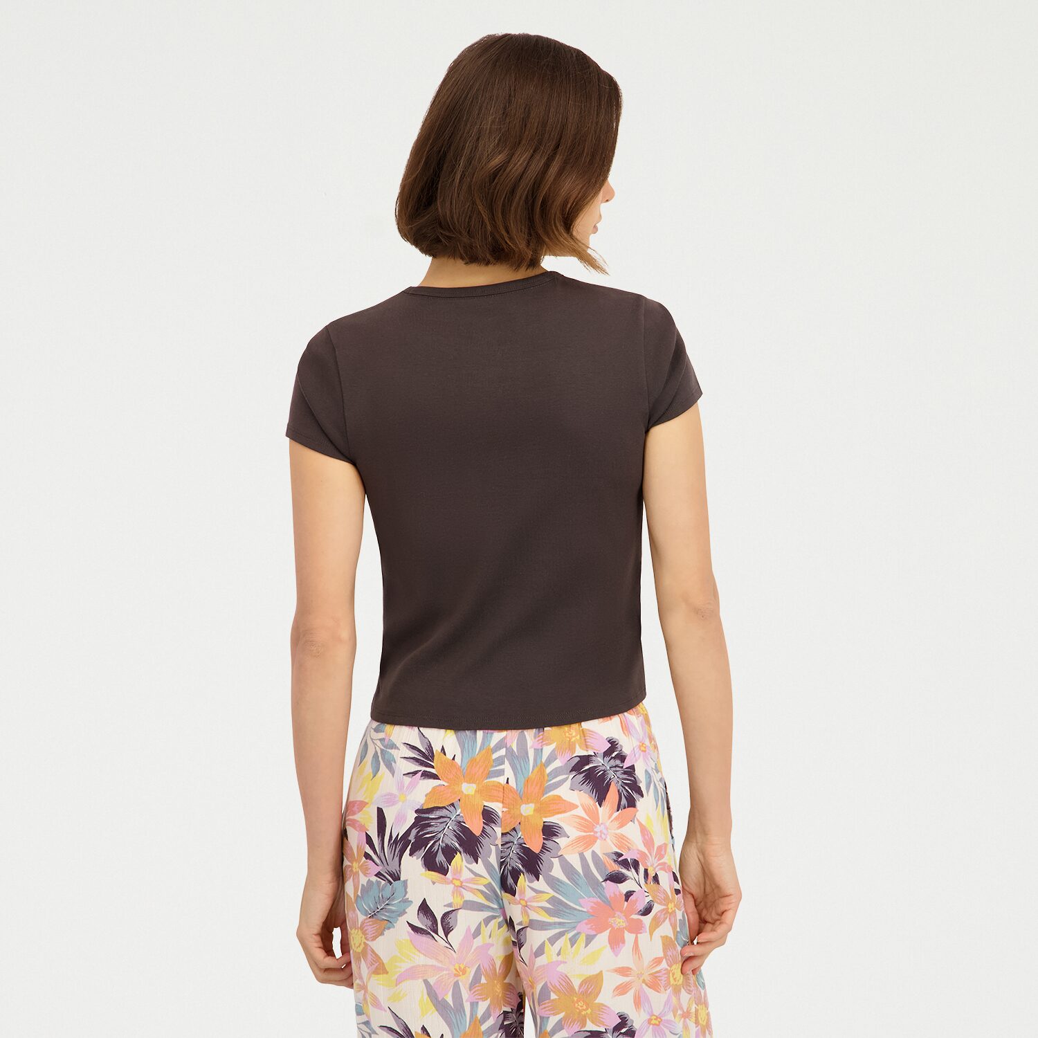 VOLCOM Womens Juniors Short Sleeve Graphic T-Shirt