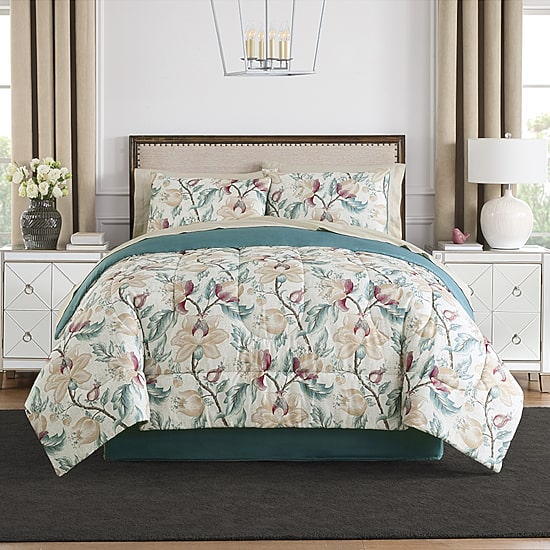 Broadhaven Warrington 8-pc. REVERSIBLE Complete Bedding Set with Sheets