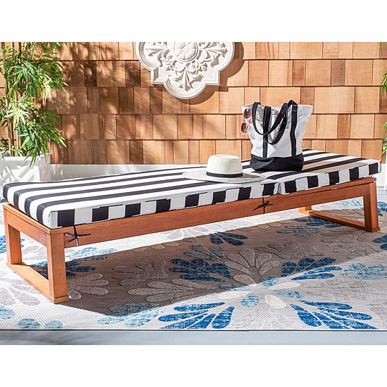 Safavieh Solano Collection Lounge Chair