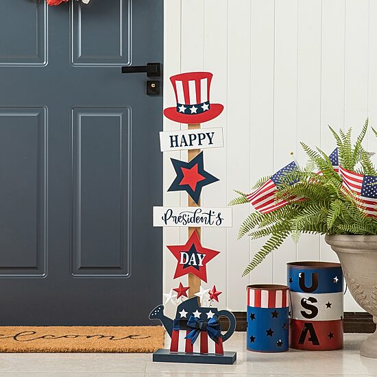 Glitzhome Wooden Top Hat Porch Sign