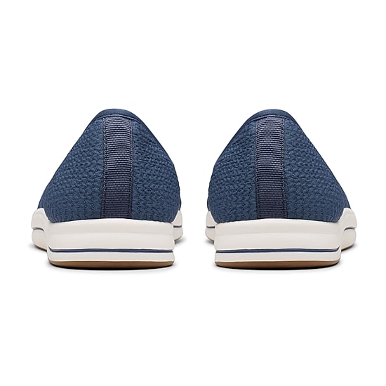 Clarks Breeze Stretch Womens Round Closed Toe Slip-On Shoe