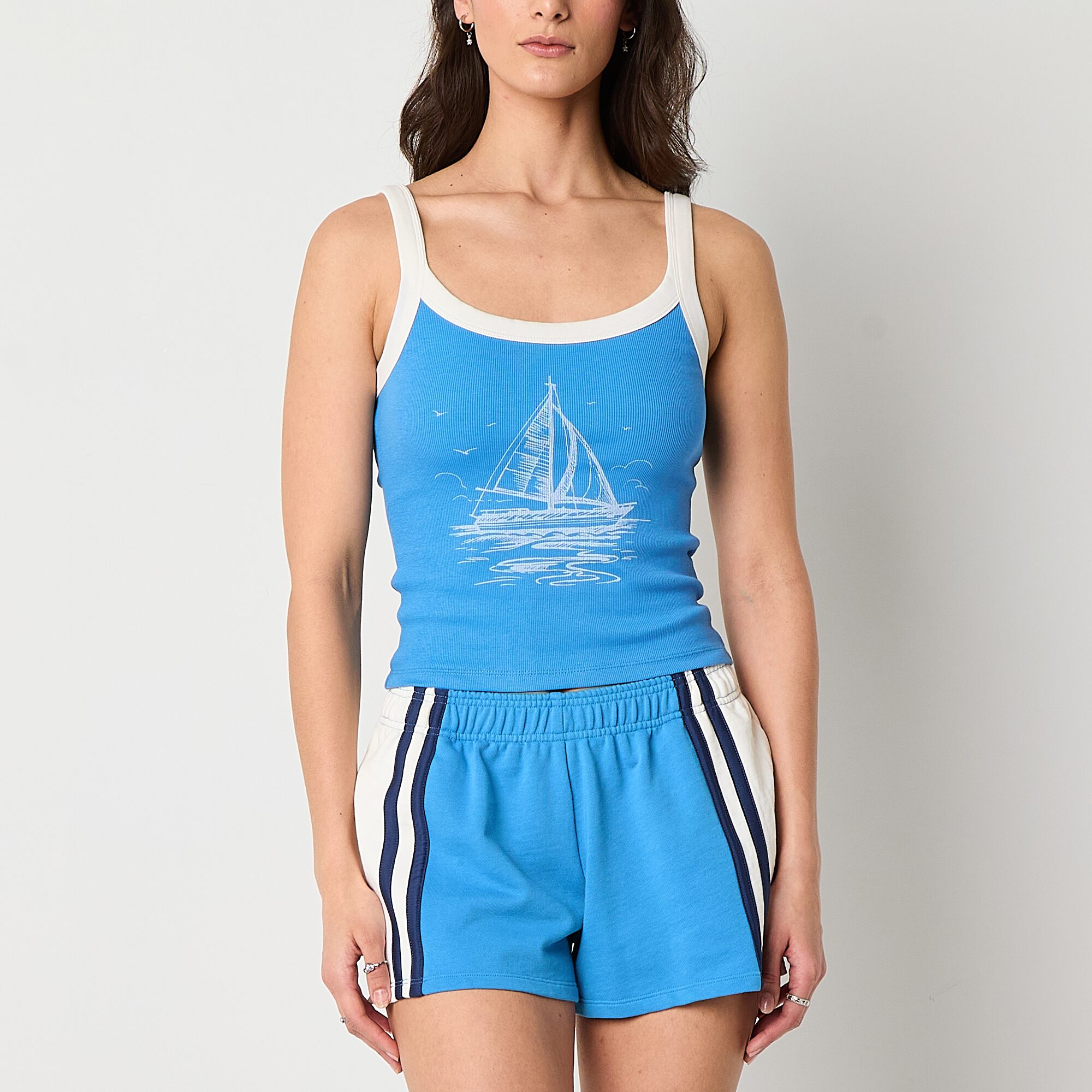 Arizona Womens Juniors Scoop Neck Tank Top