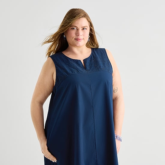 Liz Claiborne Womens Plus Midi Split Crew Neck Sleeveless Embroidered Shift Dress