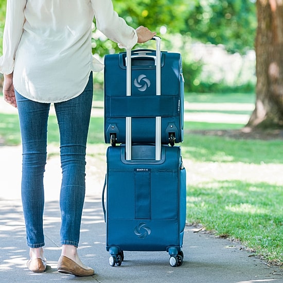 Samsonite Solyte Dlx 20 Inch Softside Expandable Lightweight Carry-On Spinner Luggage