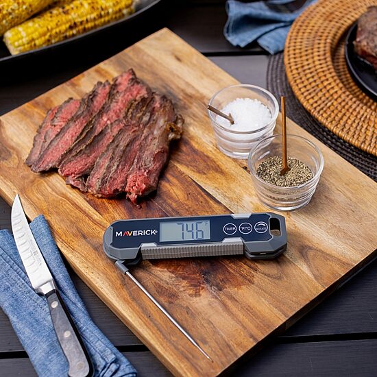 MAVERICK® Instant Read Temp And Time Thermometers