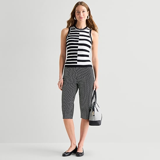 Liz Claiborne Lisa Womens Stretch Fabric Straight Mid Rise Capri Pant