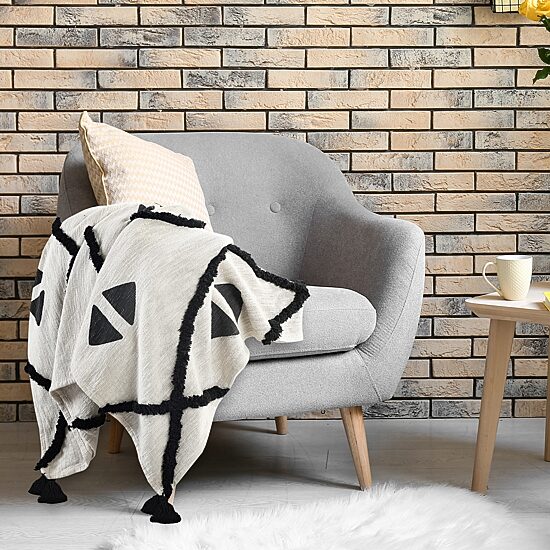 LR Home Liam Geometric Throw