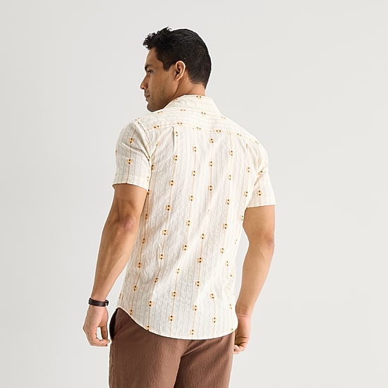 mutual weave Mens Short Sleeve Classic Fit Button-Down Shirt