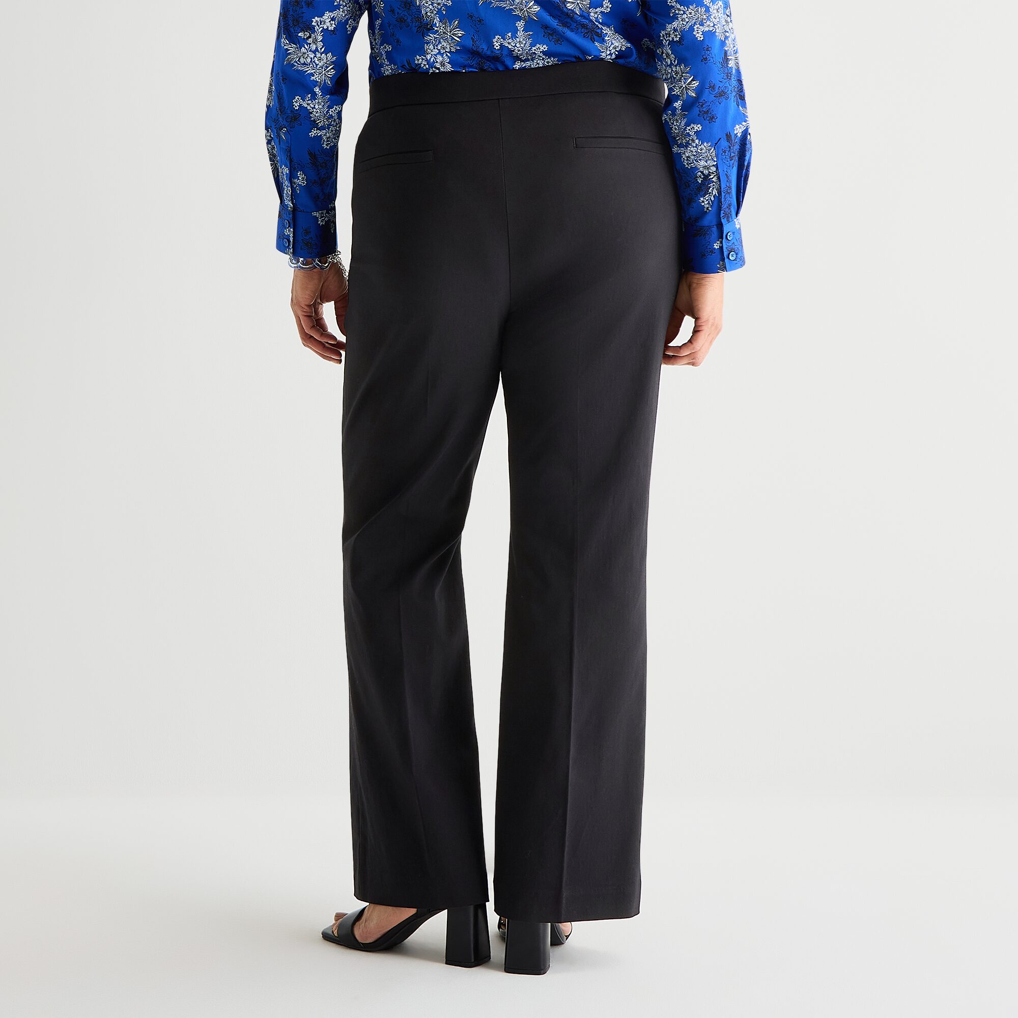 Liz Claiborne Lisa Womens Plus Flare Pull-On Pant