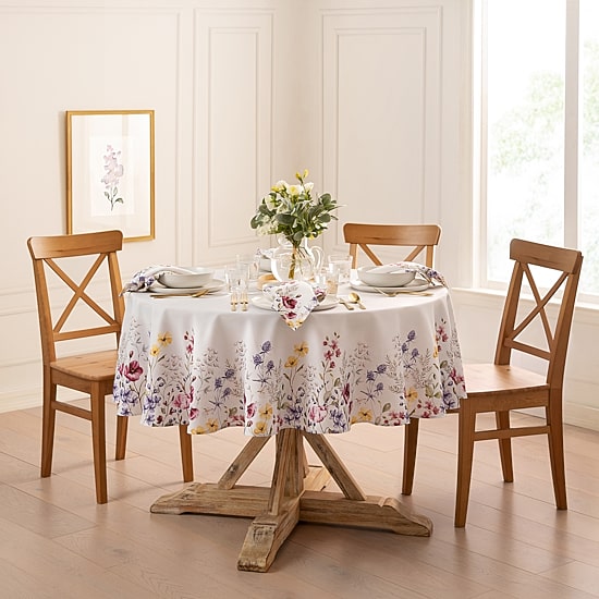 Threadmade Poppy Tablecloth