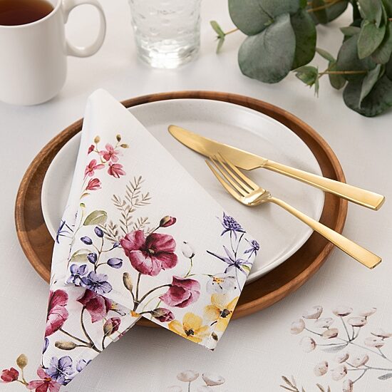 Threadmade Poppy Wildflower 4-pc. Napkins