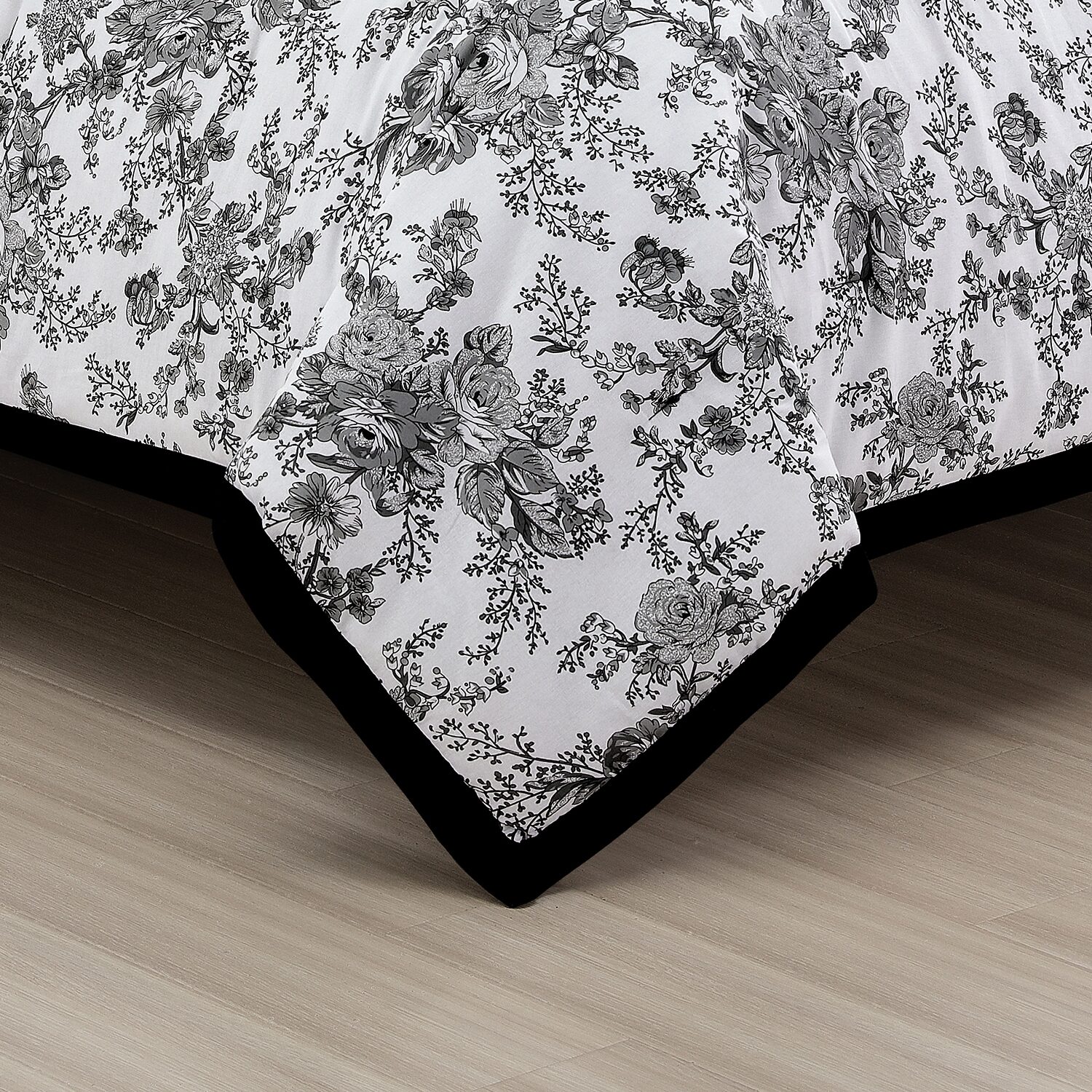 Laurel Manor Toile Garden Comforter Set