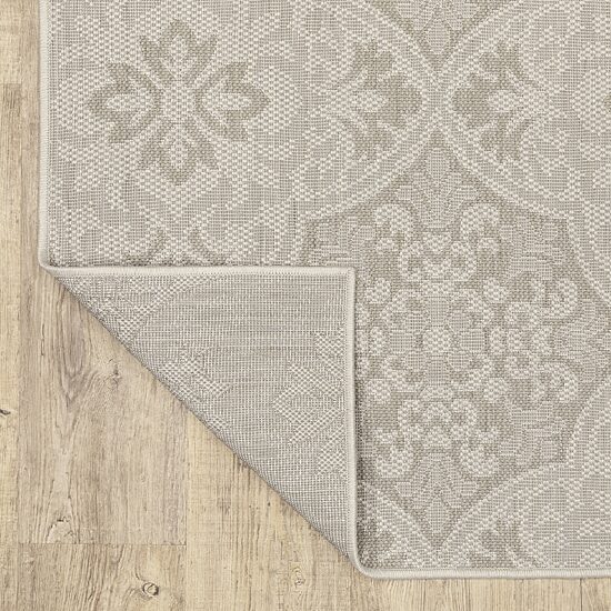 Covington Home Pamplona Floral Trellis 39" X 60" Indoor Outdoor Rectangular Accent Rug
