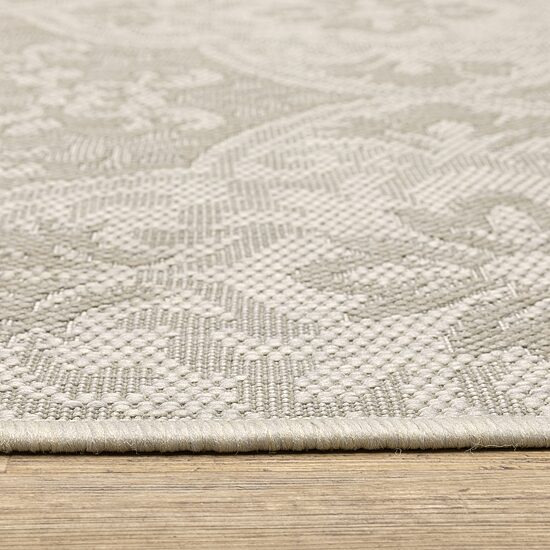 Covington Home Pamplona Floral Trellis 39" X 60" Indoor Outdoor Rectangular Accent Rug