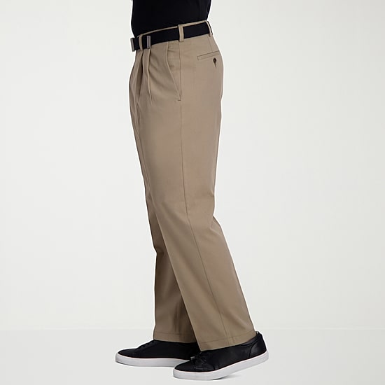Haggar Cool Right Performance Flex Mens Classic Fit Pleated Pant