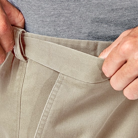 Haggar Stretch Comfort Cargo Stretch Tech Mens 10" Stretch Fabric Cargo Short