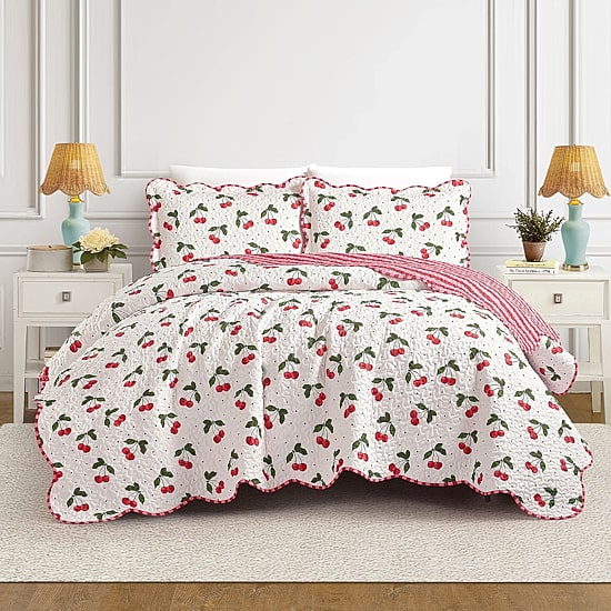Modern Heirloom Cherry Scalloped Reversible Quilt Set