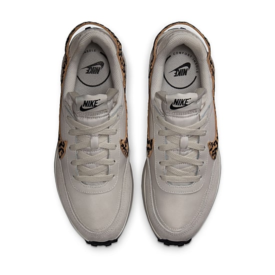 Nike Waffle Debut Womens Sneakers
