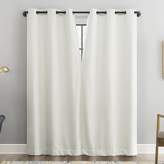 Sun Zero Aldwin Grommet Top Energy Saving 100% Blackout Single Curtain Panel