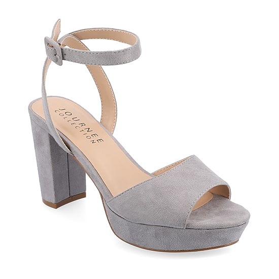 Journee Collection Womens Block Heel Nairri Pumps