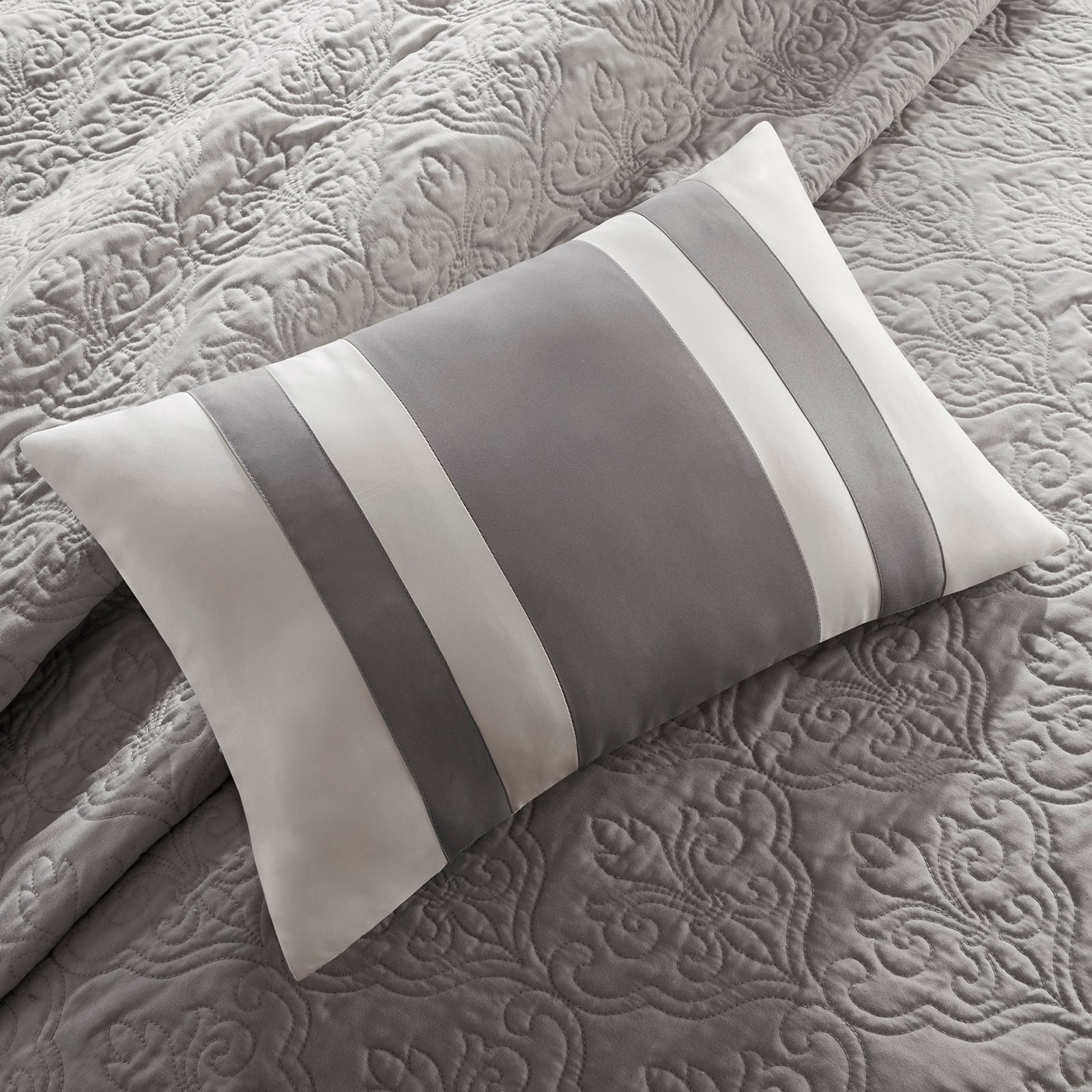 Madison Park Danville 7-Pc Quilt Set with Euro Shams and Throw Pillows