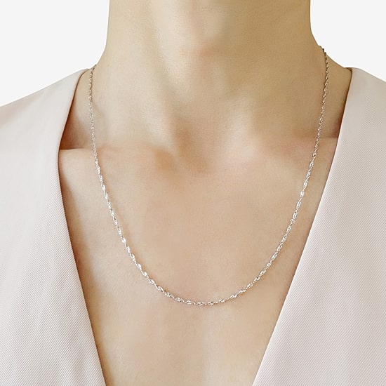 Made in Italy Womens 10K Gold 22 Inch Singapore Chain Necklace