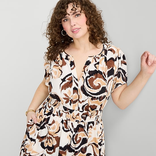 Be by CHETTA B Womens Plus Split Crew Neck Short Sleeve Abstract Fit + Flare Dress