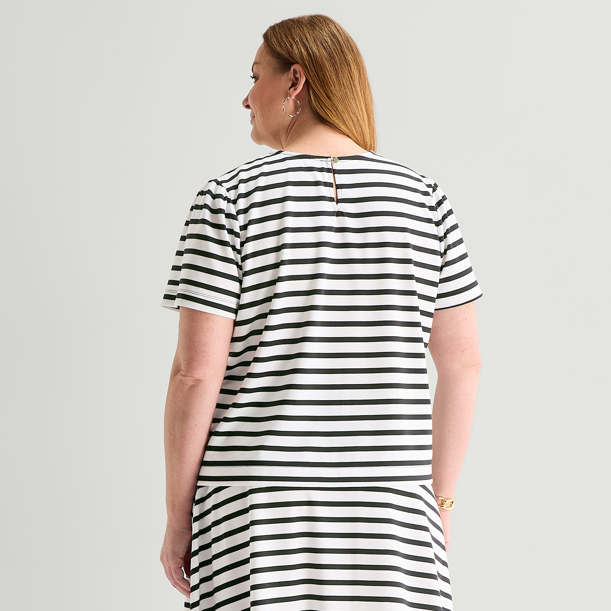 Liz Claiborne Womens Plus Crew Neck Short Sleeve T-Shirt