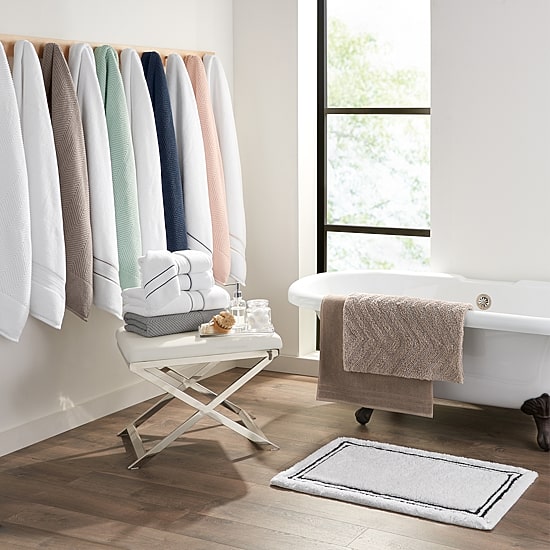 Fieldcrest Luxury Sculpted Reversible Bath Rug