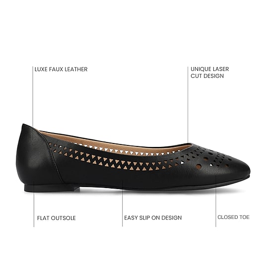 Journee Collection Kamrah Womens Round Closed Toe Ballet Flats