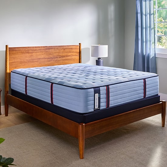 Sealy Posturepedic Gatemore 14" Medium Tight Top - Mattress Only