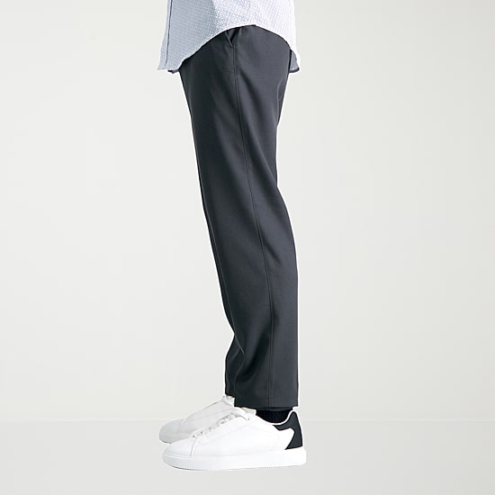 Haggar The Active Series Everyday Ultra Mens Comfort Waistband Slim Fit Flat Front Pant