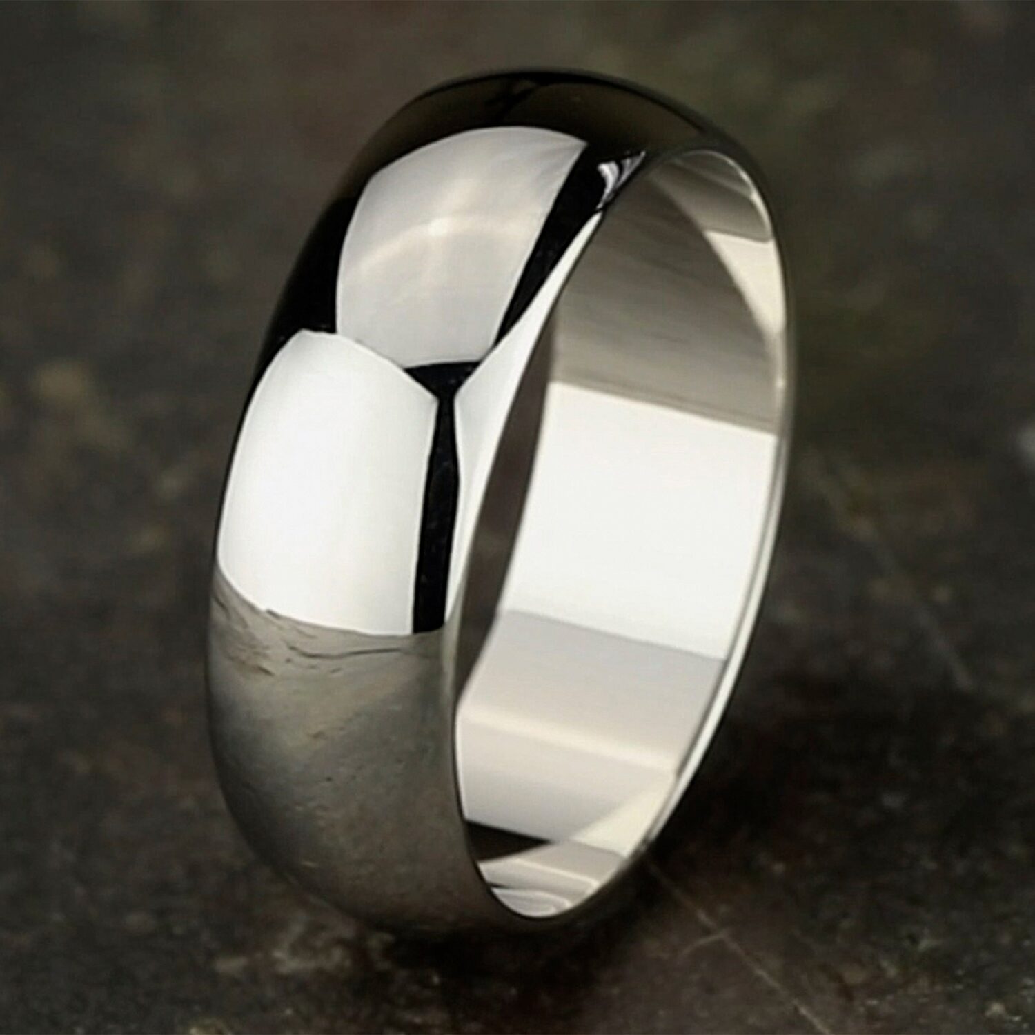 Mens 7MM 10K Gold Wedding Band