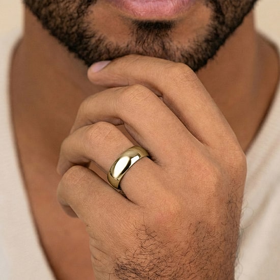 Mens 7MM 10K Gold Wedding Band
