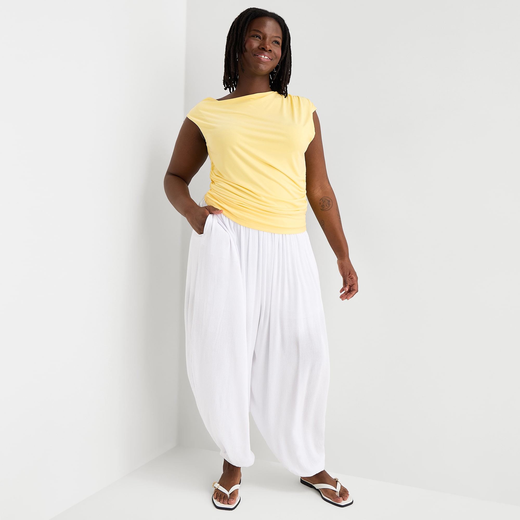 Forever 21 Womens Juniors Plus Cuffed Pull-On Pant