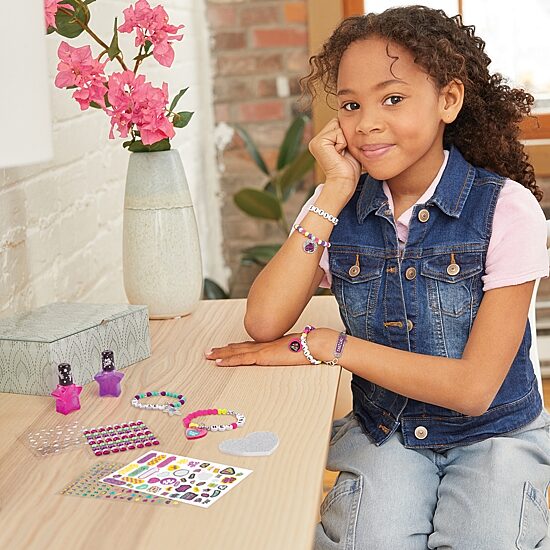 That Girl Lay Lay Express Yo 'Self  Diy Nail Art & Bracelets Kit