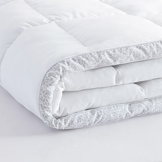 Laura Ashley All Seasons Down Alternative Comforter With Printed Gusset