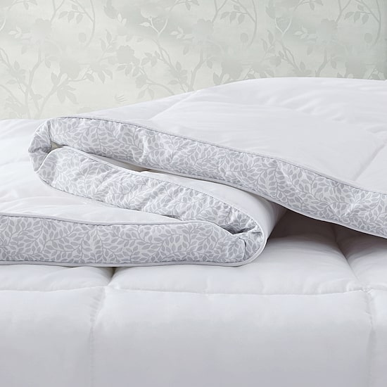 Laura Ashley All Seasons Down Alternative Comforter With Printed Gusset