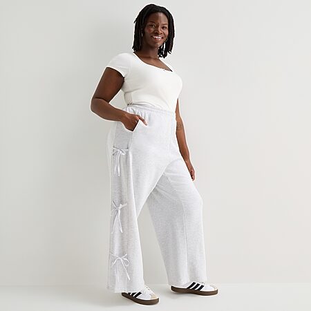 UnderCover ホワイトパンツ サイズ2 Forever 21 Womens Juniors Plus Cuffed Mid Rise Pull-On Pant, Color