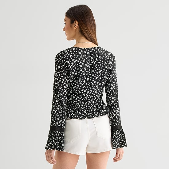 Arizona Womens Juniors Round Neck Long Sleeve Blouse