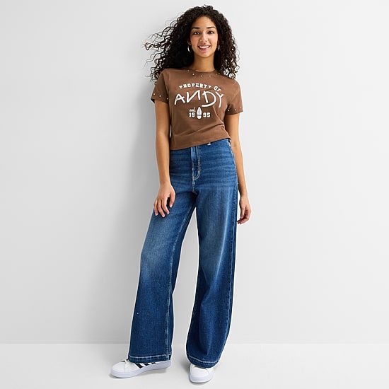 Andy Studded Baby Tee Womens Juniors Crew Neck Short Sleeve Regular Fit Toy Story Graphic T-Shirt