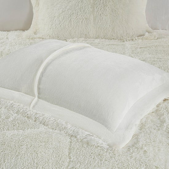 Intelligent Design Leena Shaggy Faux Fur Comforter Mini Set