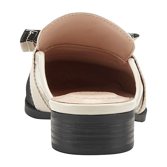 BANDOLINO Leilani Womens Moc Closed Toe Mules