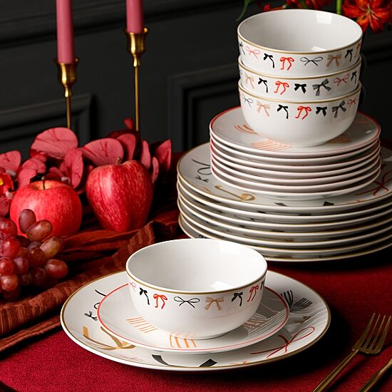 Stone + Lain Rosie 24-pc. Porcelain Dinnerware Set