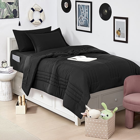 Sweet Home Collection Quilted Cozy Breathable Bedding Set Down Alternative Comforter Set
