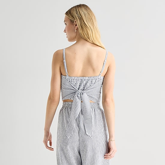 by&by Womens Juniors Square Neck Sleeveless Tank Top