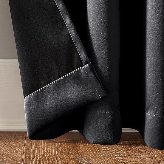 Sun Zero Oslo Rod Pocket Energy Saving 100% Blackout Single Curtain Panel