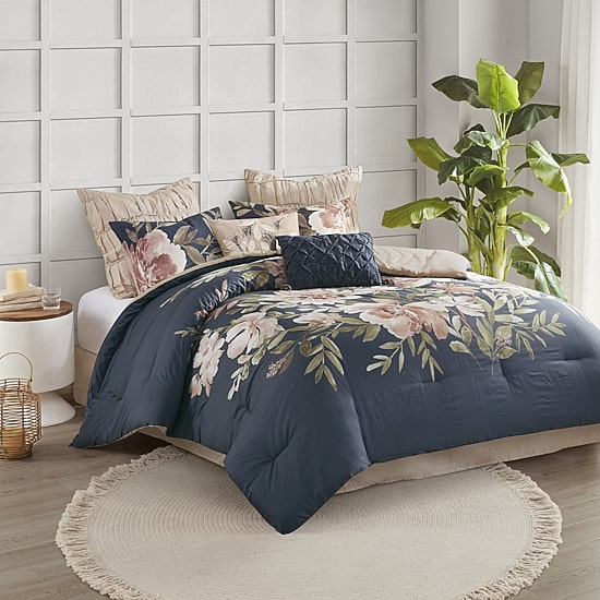 Madison Park Maia 8-pc. Floral Lightweight Comforter Set