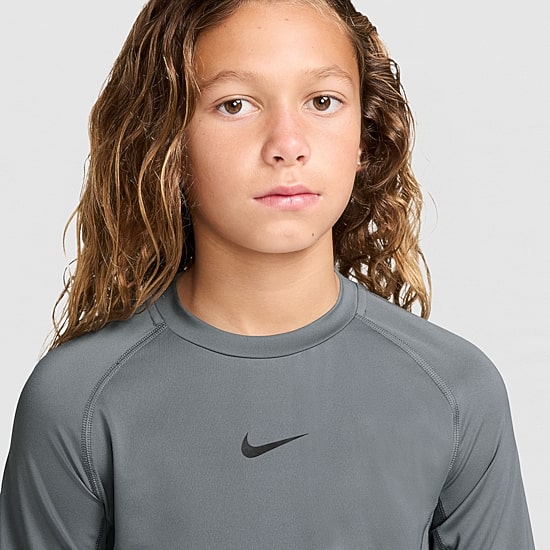 Nike Big Kid Boys Crew Neck Long Sleeve Active T-Shirt