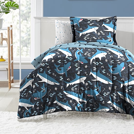 Dream Factory Sharks 5-pc. Complete Bedding Set with Sheets